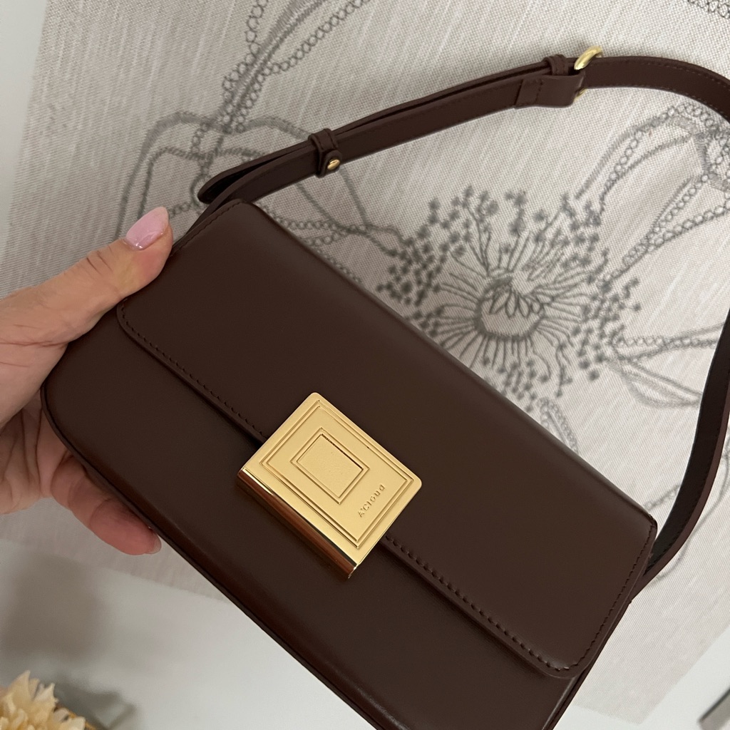 A Cloud Brown Leather Shoulder Bag